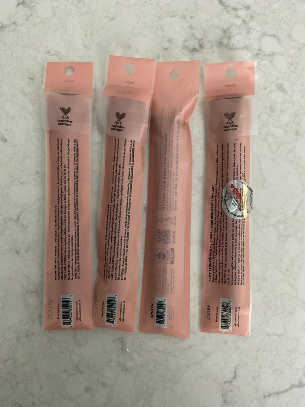 NIB e.l.f. Cosmetics Set of Two (2) - 2-Pc Brush Set: Highlighting & Putty